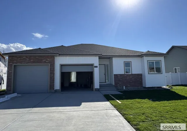 Single family home for sale at 556 Abigail Ln, Shelley, ID 83274 | MLS# 2189794