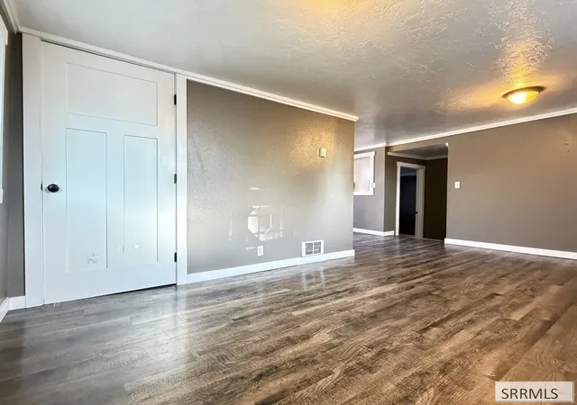 Photo 2 of Single family home for sale at 938 Ada Ave, Idaho Falls, ID 83402 | MLS# 2189163 | Listing updated on 2026-09-11