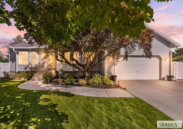 Photo 1 of Single family home for sale at 1154 Caysie Cir, Idaho Falls, ID 83402 | MLS# 2189014 | Listing updated on 2026-09-07