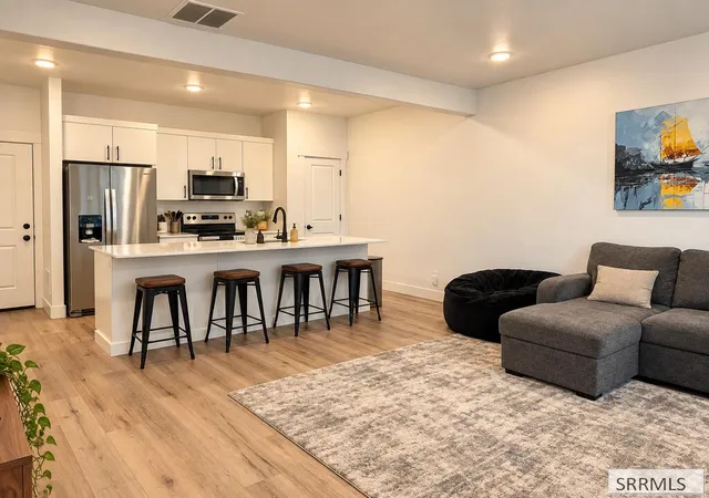 Photo 3 of Townhouse for sale at 651 S 2400 West #18103, Rexburg, ID 83440 | MLS# 2189176 | Listing updated on 2026-09-22