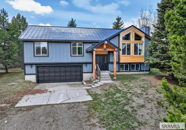 Photo 1 of Single family home for sale at 4222 Grand View Rd, Island Park, ID 83429 | MLS# 2188999 | Listing updated on 2026-10-01