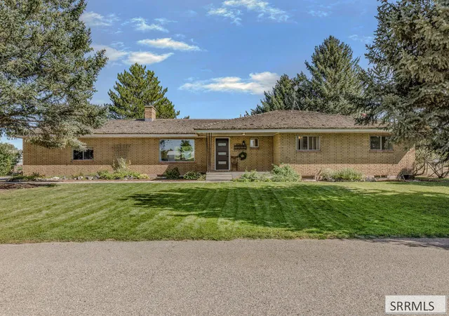 Photo 1 of Sale Pending at 939 S 45th East, Idaho Falls, ID 83401 | MLS# 2189496 | Listing updated on 2026-10-20