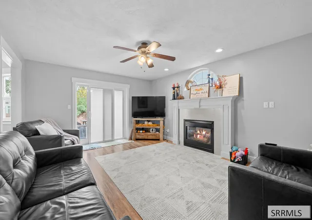 Photo 3 of Single family home for sale at 280 Harrisburg Ln, Idaho Falls, ID 83404 | MLS# 2189835 | Listing updated on 2026-10-26