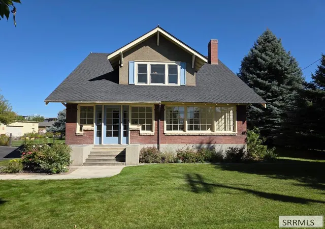 Photo 2 of Sale Pending at 2015 St Clair Ave, Idaho Falls, ID 83404 | MLS# 2189437 | Listing updated on 2026-10-15