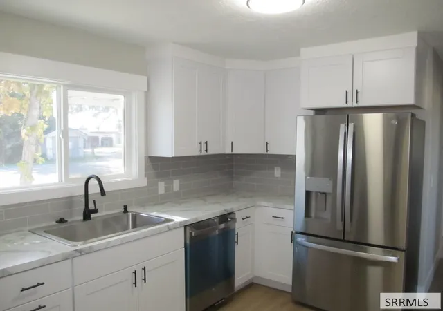 Photo 3 of Single family home for sale at 6745 S 2000 West, Rexburg, ID 83440 | MLS# 2189692 | Listing updated on 2026-10-17
