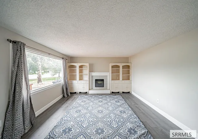 Photo 3 of Single family home for sale at 2418 Stace Cir, Idaho Falls, ID 83401 | MLS# 2189365 | Listing updated on 2026-10-16