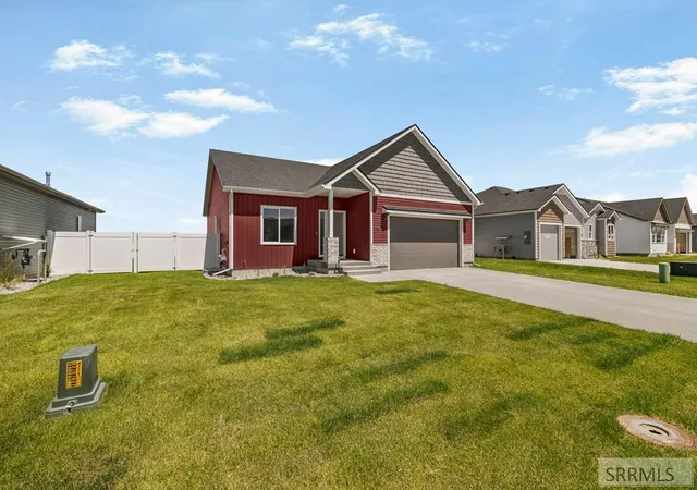 Photo 2 of Single family home for sale at 543 Abigail Ln, Shelley, ID 83274 | MLS# 2189094 | Listing updated on 2026-09-09