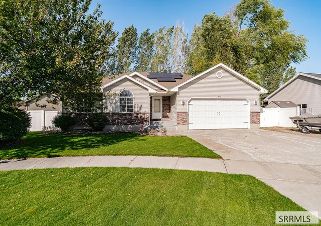 Photo 1 of Single family home for sale at 4152 E Rulon Cir, Ammon, ID 83406 | MLS# 2189223 | Listing updated on 2026-09-30