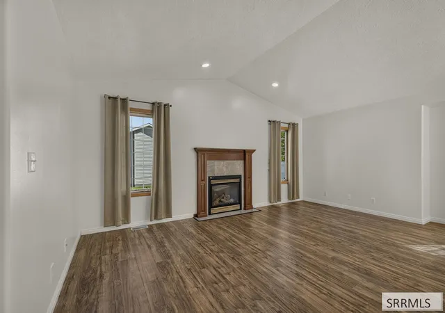 Photo 3 of Sale Pending at 3255 Sonora Dr, Idaho Falls, ID 83404 | MLS# 2188957 | Listing updated on 2026-09-08