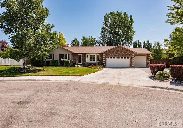 Photo 1 of Sale Pending at 1184 Shadow Mountain Ct, Idaho Falls, ID 83404 | MLS# 2189354 | Listing updated on 2026-10-19