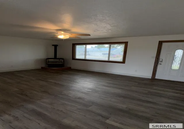 Photo 3 of Sale Pending at 41 S 1190 West, Blackfoot, ID 83221 | MLS# 2189809 | Listing updated on 2026-10-14
