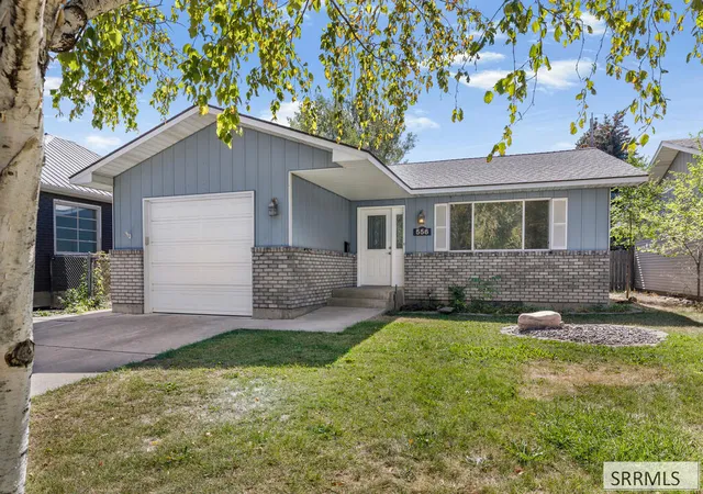 Photo 1 of Single family home for sale at 556 E 13th Street, Idaho Falls, ID 83404 | MLS# 2189259 | Listing updated on 2026-10-27