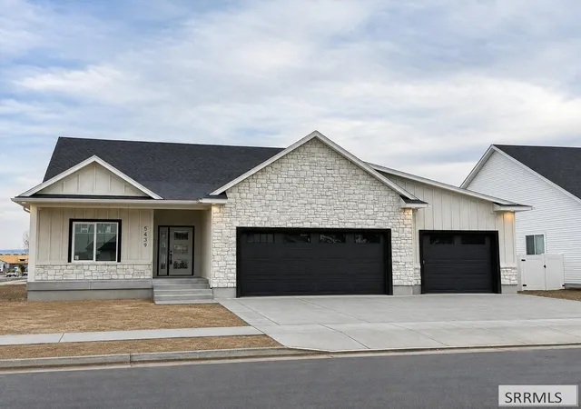Photo 2 of Single family home for sale at 5439 Rip Tideroad, Idaho Falls, ID 83404 | MLS# 2189049 | Listing updated on 2026-09-21