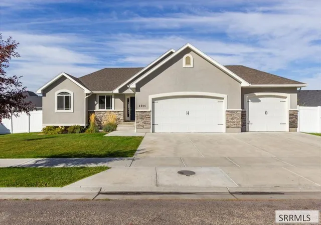 Photo 1 of Single family home for sale at 4806 S Mountain Bnd Dr, Ammon, ID 83406 | MLS# 2189598 | Listing updated on 2026-10-23