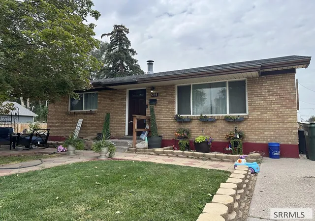 Single family home for sale at 655 Wayne Ave, Pocatello, ID 83201 | MLS# 2189786