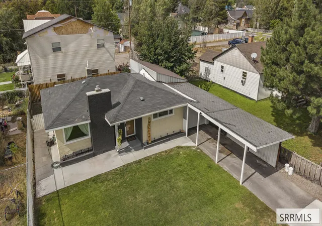 Photo 2 of Single family home for sale at 233 N Fisher Ave, Blackfoot, ID 83221 | MLS# 2189003 | Listing updated on 2026-09-06