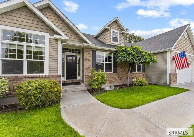 Photo 3 of Single family home for sale at 332 Beulahs Ln, Idaho Falls, ID 83401 | MLS# 2189313 | Listing updated on 2026-10-10