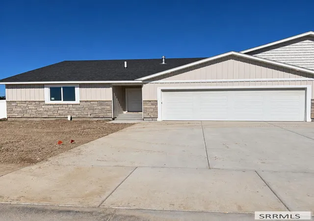 Photo 1 of Sale Pending at 484 E River Ln, Idaho Falls, ID 83401 | MLS# 2189481 | Listing updated on 2026-10-19