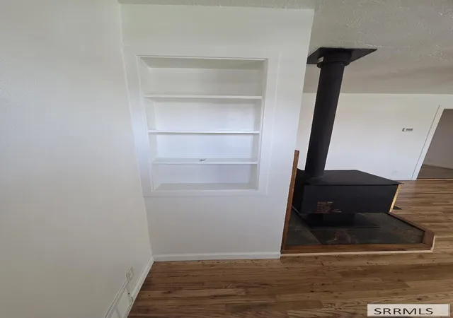 Photo 3 of Single family home for sale at 245 Monterey Dr, Idaho Falls, ID 83402 | MLS# 2189258 | Listing updated on 2026-10-13