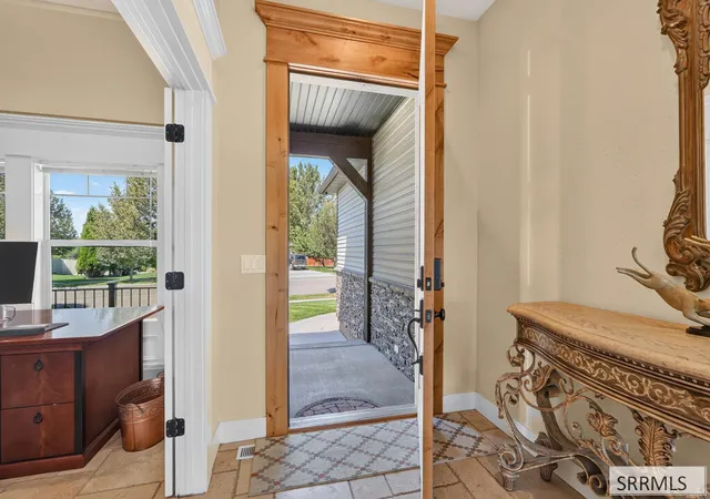 Photo 3 of Single family home for sale at 1408 Stoneridge Dr, Pocatello, ID 83201 | MLS# 2188968 | Listing updated on 2026-09-03