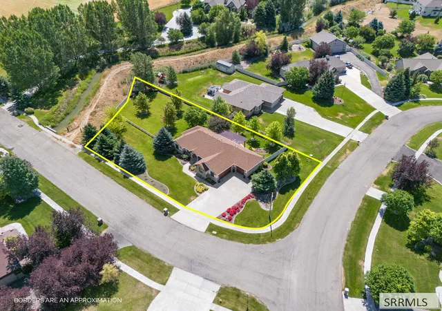 Photo 3 of Sale Pending at 5258 S Cabana Dr, Ammon, ID 83401 | MLS# 2188912 | Listing updated on 2026-09-19