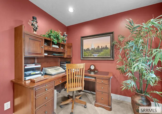 Photo 4 of Sale Pending at 5258 S Cabana Dr, Ammon, ID 83401 | MLS# 2188912 | Listing updated on 2026-09-19
