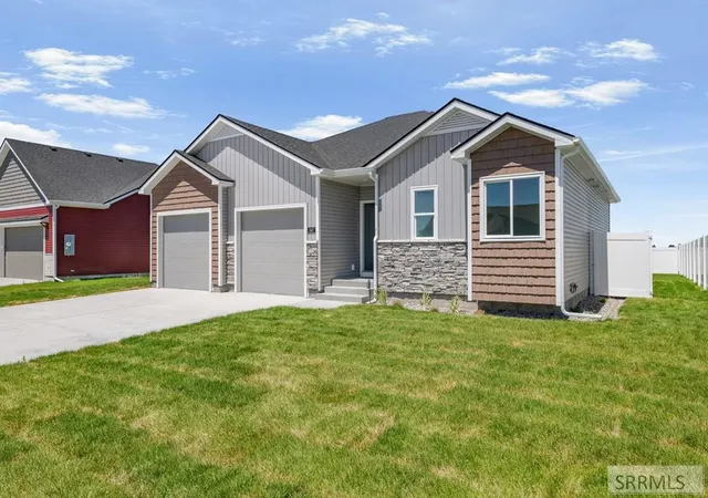 Photo 3 of Single family home for sale at 547 Abigail Ln, Shelley, ID 83274 | MLS# 2189166 | Listing updated on 2026-09-11