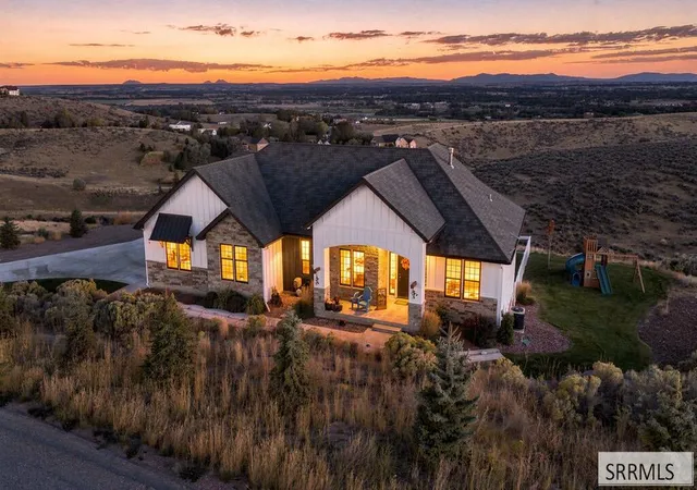 Photo 1 of Single family home for sale at 6903 E Big Bnd Dr, Idaho Falls, ID 83406 | MLS# 2189564 | Listing updated on 2026-09-30