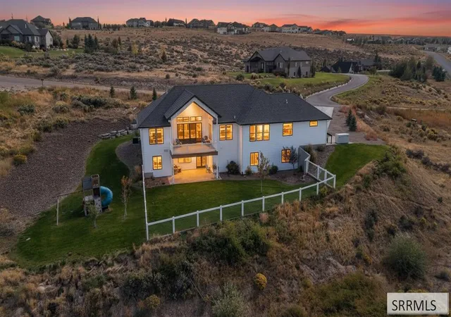 Photo 2 of Single family home for sale at 6903 E Big Bnd Dr, Idaho Falls, ID 83406 | MLS# 2189564 | Listing updated on 2026-09-30