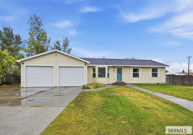 Photo 2 of Single family home for sale at 438 W Main St, Saint Anthony, ID 83445 | MLS# 2189819 | Listing updated on 2026-10-13