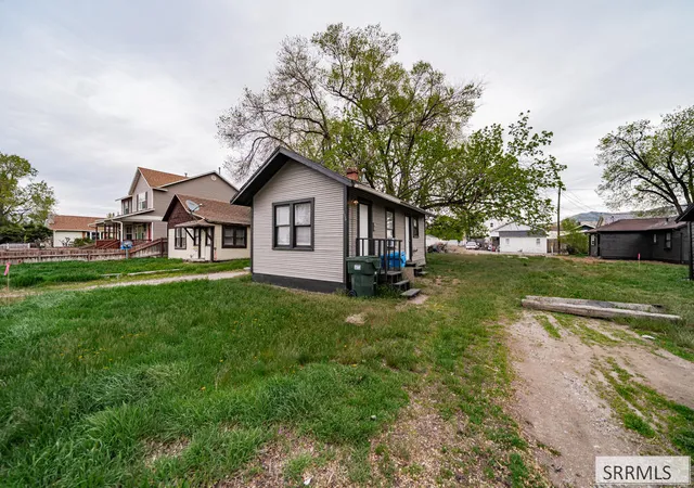 Photo 1 of Single family home for sale at 116 Park Ave, Pocatello, ID 83201 | MLS# 2189549 | Listing updated on 2026-10-17