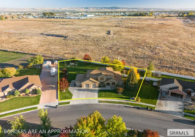 Photo 3 of Single family home for sale at 4690 Pevero Dr, Idaho Falls, ID 83401 | MLS# 2189765 | Listing updated on 2026-10-22