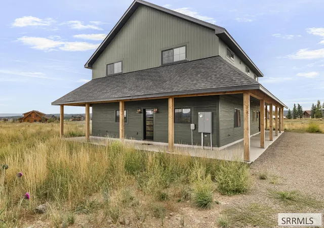Photo 2 of Single family home for sale at 3762 Bishop Mountain Dr, Island Park, ID 83429 | MLS# 2189156 | Listing updated on 2026-09-11
