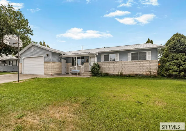 Photo 1 of Single family home for sale at 2334 E 1st Street, Idaho Falls, ID 83401 | MLS# 2188998 | Listing updated on 2026-09-03
