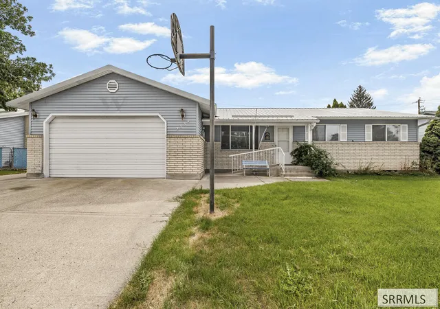 Photo 2 of Single family home for sale at 2334 E 1st Street, Idaho Falls, ID 83401 | MLS# 2188998 | Listing updated on 2026-09-03