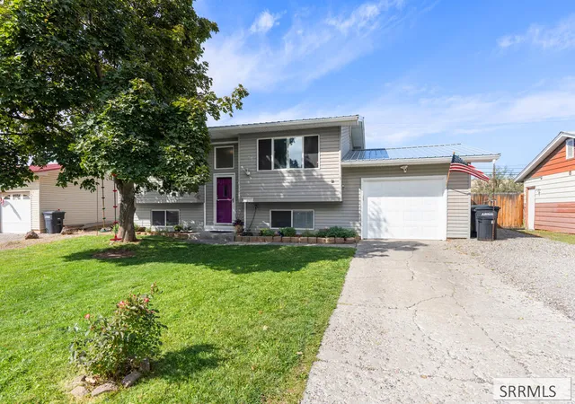 Photo 1 of Single family home for sale at 1980 S Falcon Dr, Ammon, ID 83406 | MLS# 2189384 | Listing updated on 2026-10-07