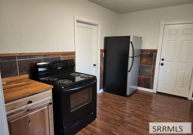Photo 3 of Multi family home for sale at 631 S Hayes St, Pocatello, ID 83204 | MLS# 2189135 | Listing updated on 2026-09-10