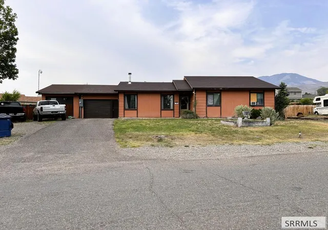 Photo 3 of Sale Pending at 1010 S 11th Street, Challis, ID 83226 | MLS# 2189196 | Listing updated on 2026-10-15