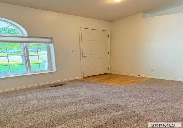 Photo 4 of Single family home for sale at 3522 Stonegate Dr, Ammon, ID 83406 | MLS# 2189153 | Listing updated on 2026-09-12