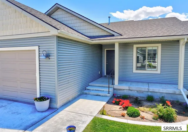 Photo 2 of Single family home for sale at 1561 Petersburg, Chubbuck, ID 83202 | MLS# 2189098 | Listing updated on 2026-09-21