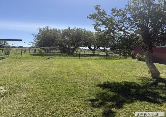 Photo 3 of Single family home for sale at 239 W 200 North, Blackfoot, ID 83221 | MLS# 2189125 | Listing updated on 2026-10-28