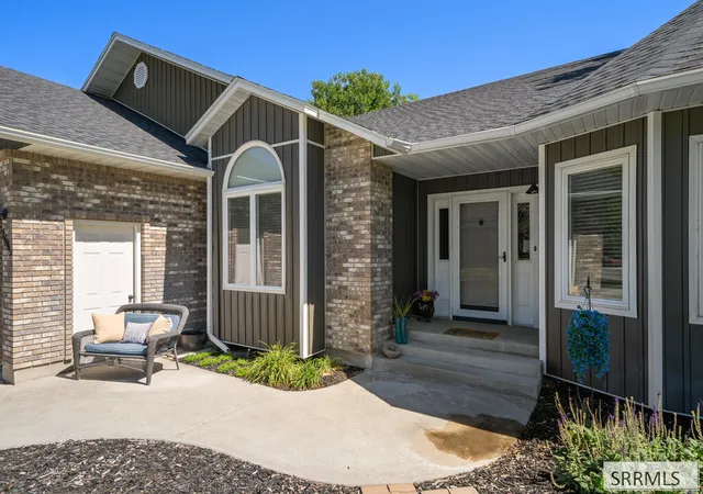 Photo 4 of Single family home for sale at 2649 Waterford Ln, Idaho Falls, ID 83404 | MLS# 2189093 | Listing updated on 2026-09-09