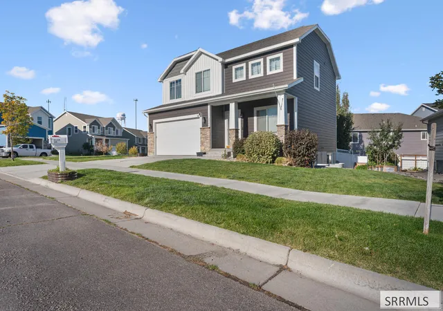 Photo 2 of Single family home for sale at 1140 John Hancock Ave, Rexburg, ID 83440 | MLS# 2189677 | Listing updated on 2026-10-06