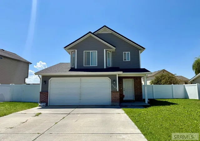 Photo 1 of Single family home for sale at 3702 E Pearce Dr, Idaho Falls, ID 83401 | MLS# 2189017 | Listing updated on 2026-09-04