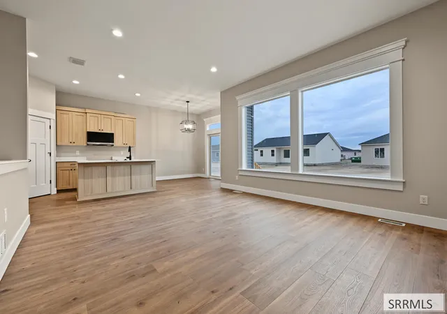 Photo 2 of Single family home for sale at 6898 Millbrook Dr, Idaho Falls, ID 83402 | MLS# 2189455 | Listing updated on 2026-10-26