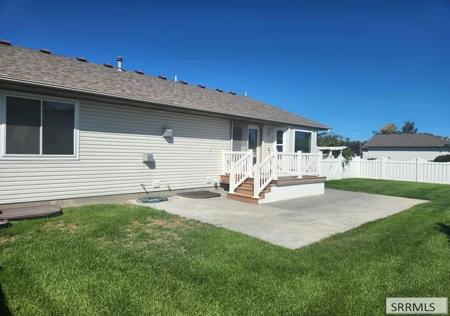 Photo 3 of Multi family home for sale at 3557 Stonegate Dr, Ammon, ID 83406 | MLS# 2189076 | Listing updated on 2026-09-11