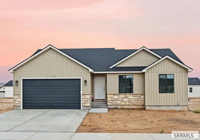 Photo 1 of Single family home for sale at 3102 Blue Muse Rd, Ammon, ID 83406 | MLS# 2189464 | Listing updated on 2026-10-26