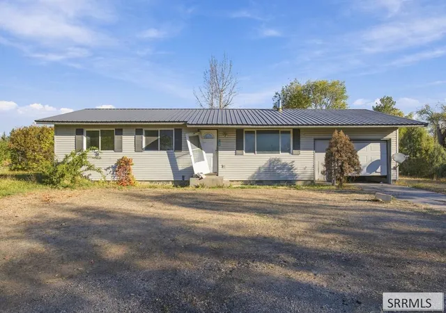 Photo 1 of Sale Pending at 724 E 1540 North, Shelley, ID 83274 | MLS# 2189777 | Listing updated on 2026-10-14