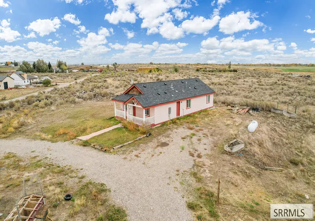 Photo 3 of Single family home for sale at 789 S 1400 West, Pingree, ID 83262 | MLS# 2189831 | Listing updated on 2026-10-14