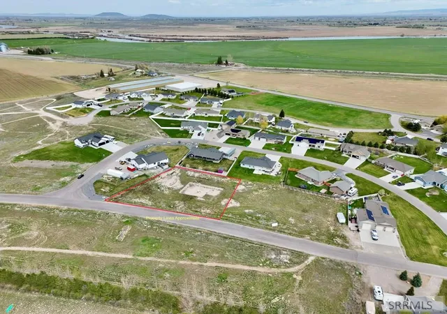 Photo 4 of Sale Pending at 86 Hillside Rd, Idaho Falls, ID 83402 | MLS# 2182336 | Listing updated on 2026-10-23